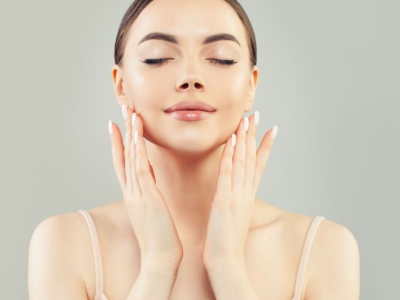 C&aacute;ch chăm s&oacute;c da đ&uacute;ng c&aacute;ch sau khi thực hiện trẻ ho&aacute; PRP