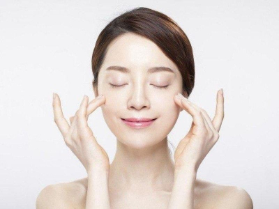 Trẻ h&oacute;a da PRP phục hồi da l&agrave; g&igrave;? C&oacute; thực sự se kh&iacute;t lỗ ch&acirc;n l&ocirc;ng?