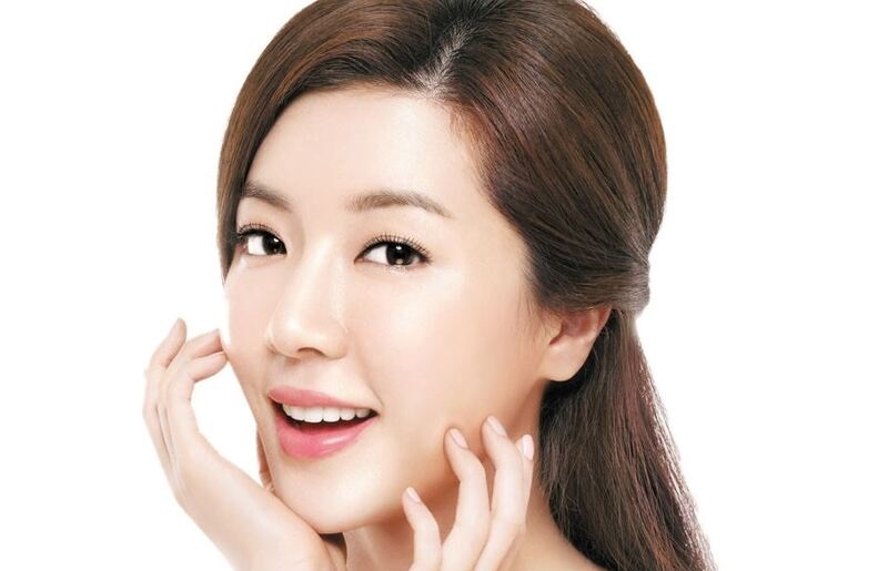 Mẹo trẻ hóa da mặt tại nhà đơn giản