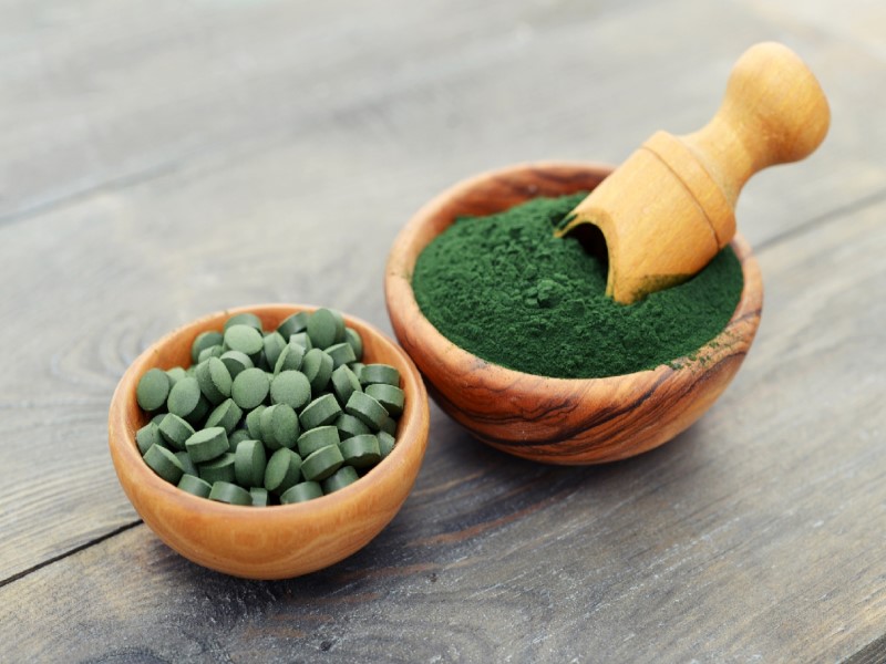 tao-bien-spirulina-ngan-ngua-mun-tham-1